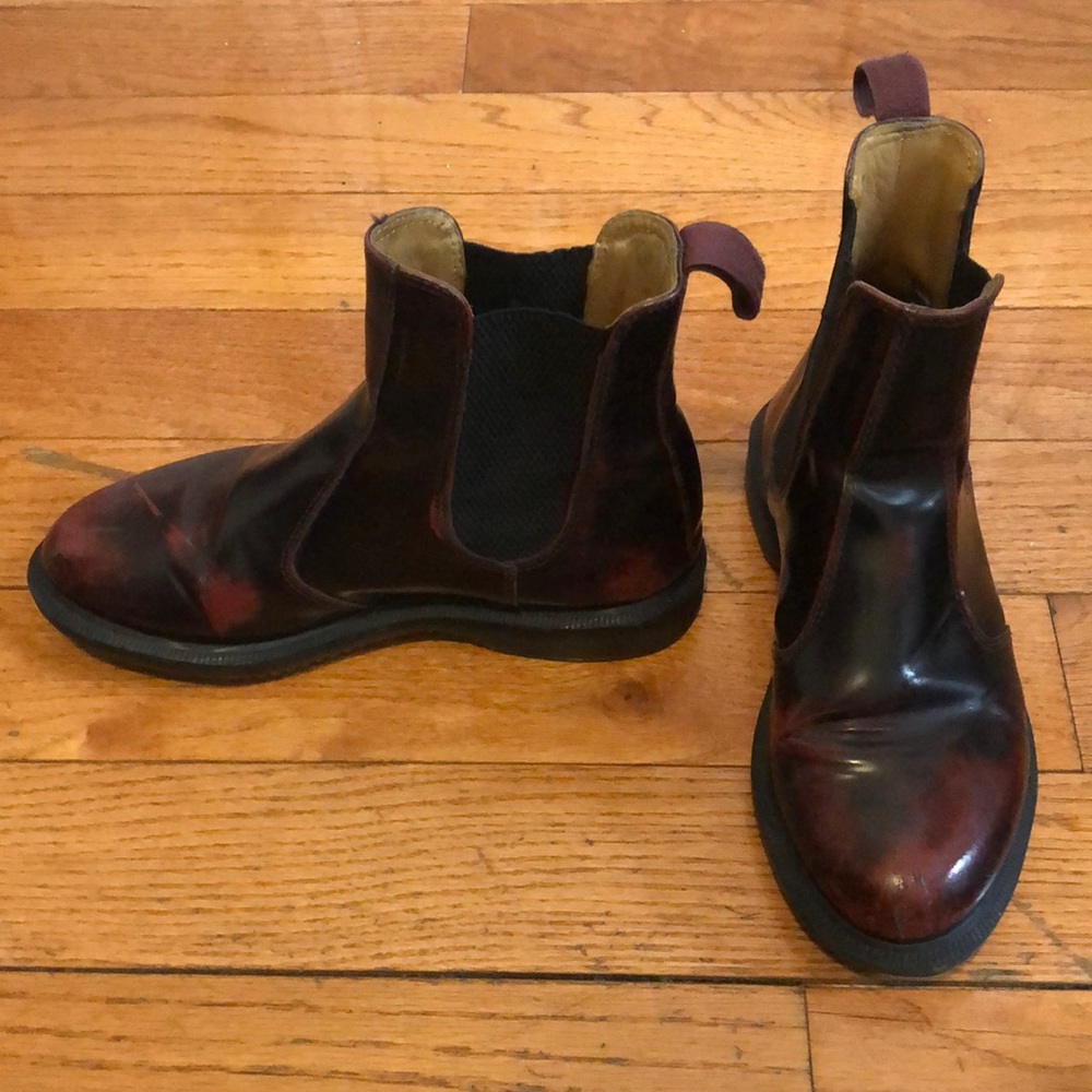 Dr. Marten Chelsea. Oxblood. Leather. US 7/UK 5.